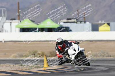 media/Jan-15-2026-Racers Edge (Thu) [[dfebeb70ab]]/3-B Group/Session 1 Turn 15/